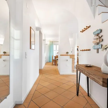 Luz Do Atlantico By Ocvillas Gale (Albufeira)